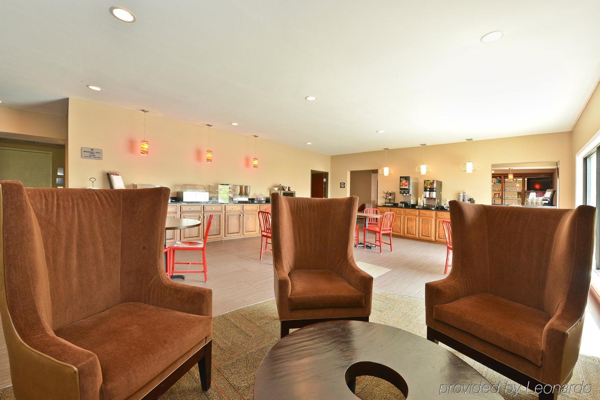 Holiday Inn Express & Suites Evansville North By Ihg Warrenton Exterior foto