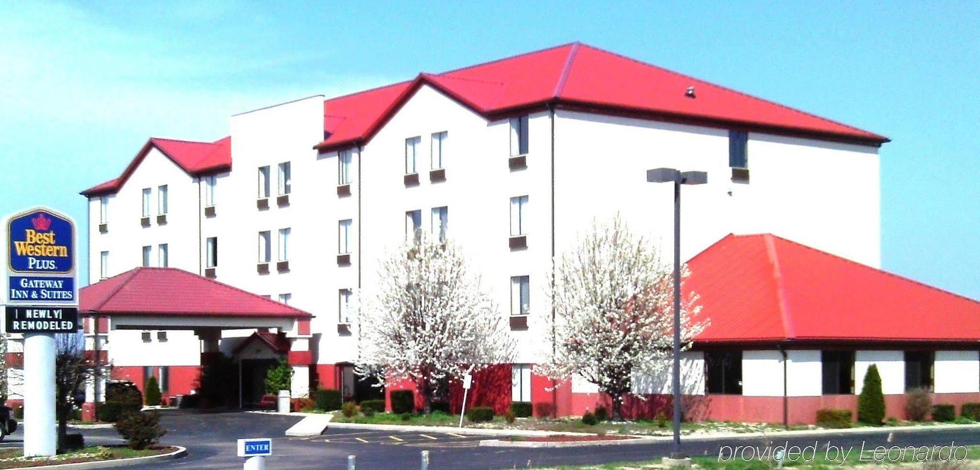 Holiday Inn Express & Suites Evansville North By Ihg Warrenton Exterior foto