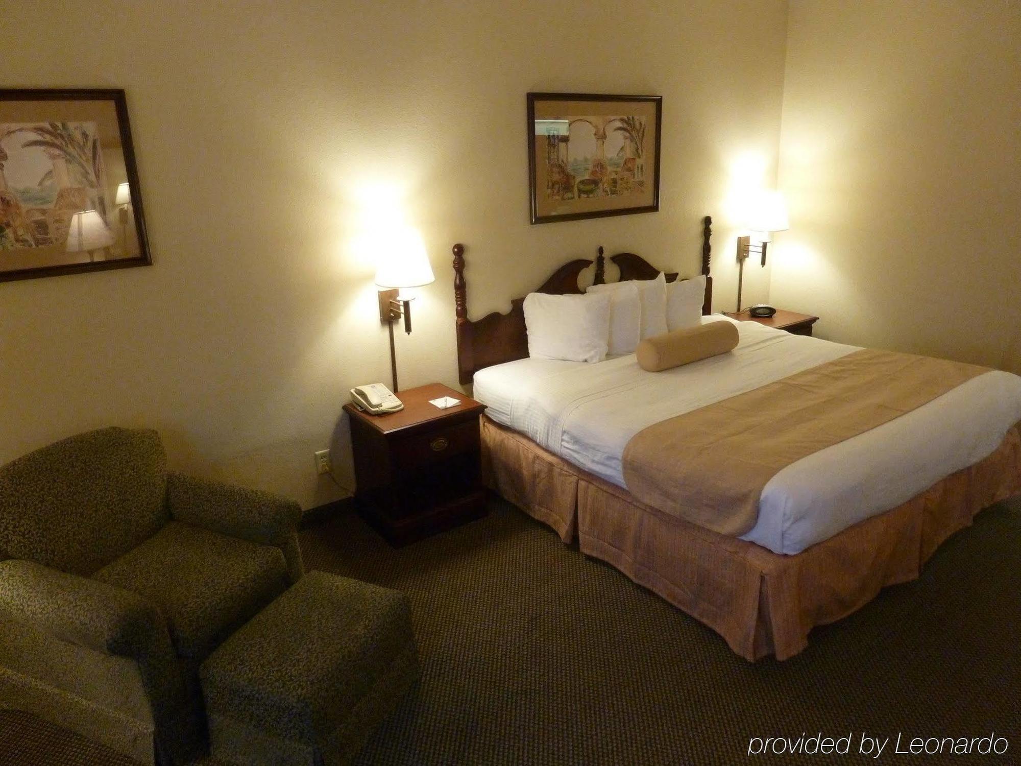 Holiday Inn Express & Suites Evansville North By Ihg Warrenton Quarto foto