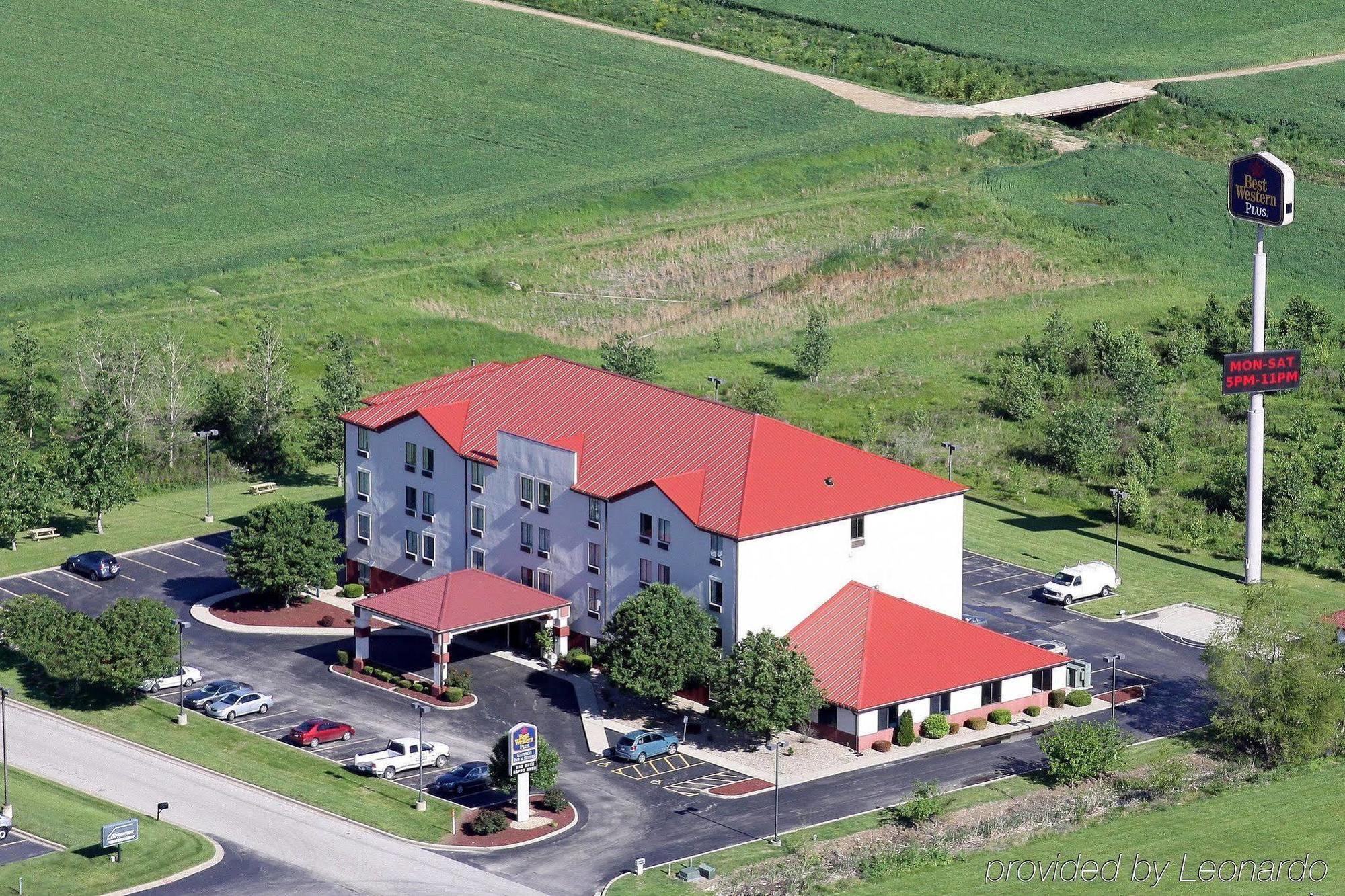 Holiday Inn Express & Suites Evansville North By Ihg Warrenton Exterior foto